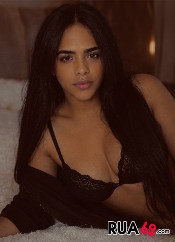 Elisa Sanchez • Morena trans sensual e completamente viciant 346