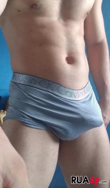 Massagista novato e acompanhante  282