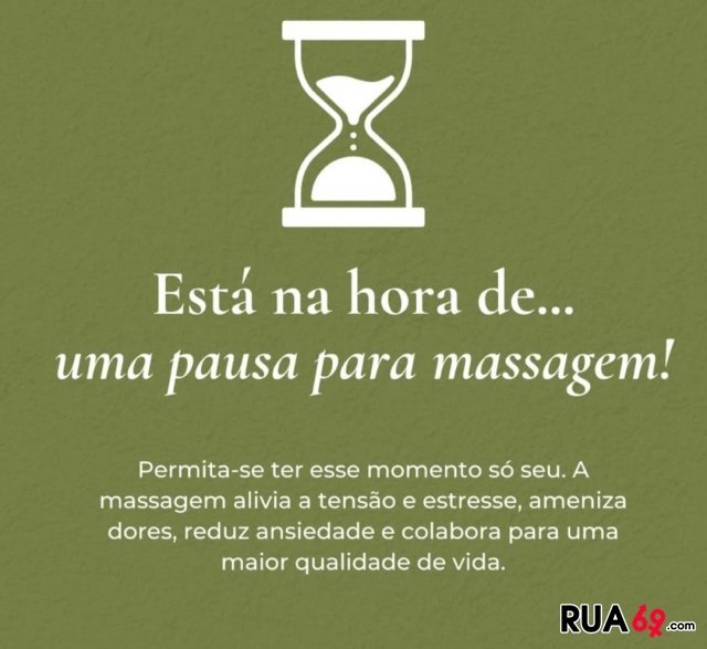 Massagens feitas em marquesa em topless 523
