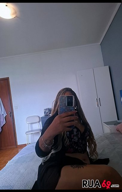 Linda brasileira 920034416 306