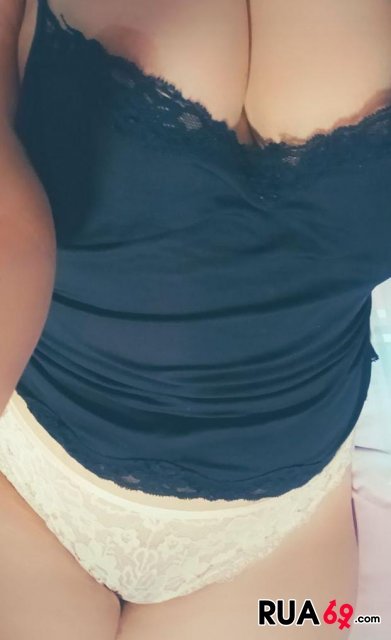 Brasileira  leila  293