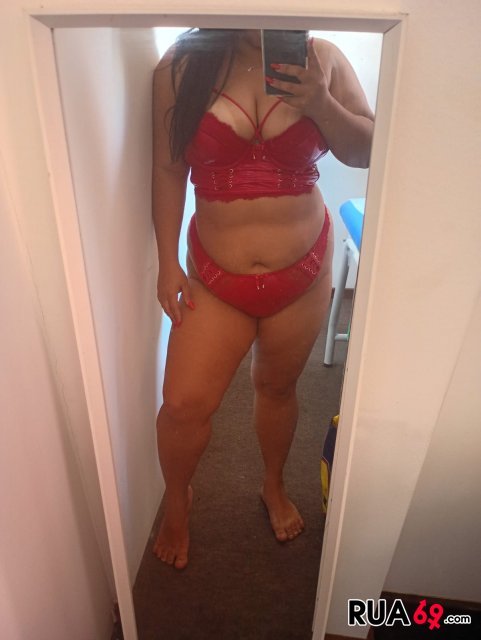 Brasileirinha doce 912367717 361