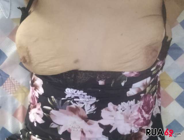 CÁTIA Trintona Sedutora & Suculenta – Atendimento Privado 640
