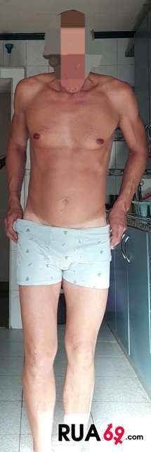 Faço por prazer minete a mulheres  215