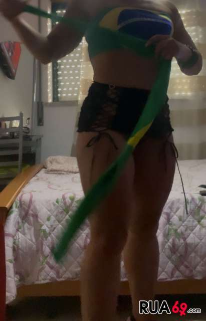 BRASILEIRINHA BAIXINHA MEIGA ATREVIDA PIMENTA DO PRAZER ORAL BABADO ANAL TODAS AS POSIÇÕES  411