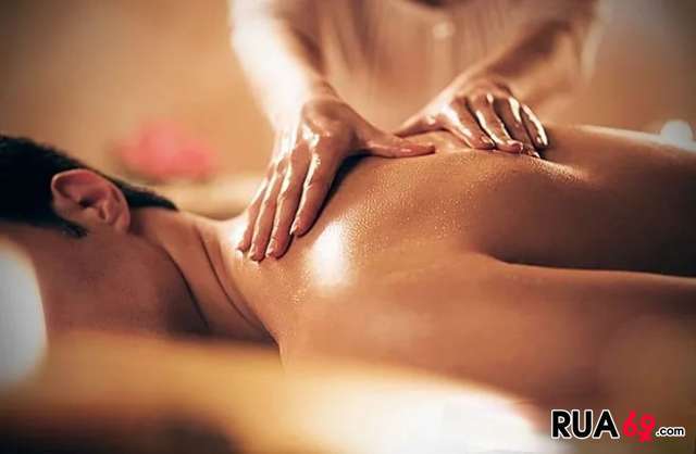 Gaia 963746715 loira sensual oral gostoso massagem relaxante 640