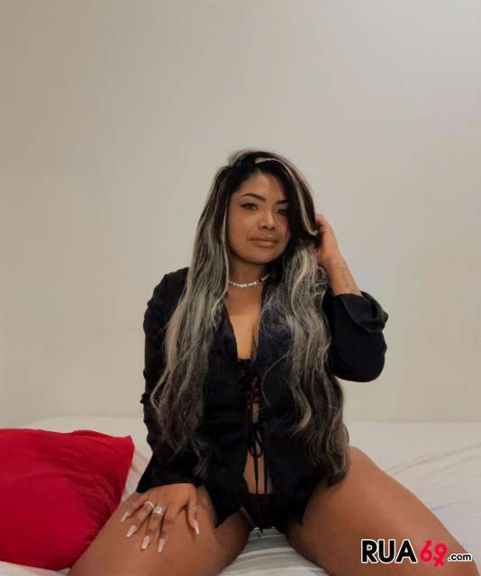 Mulatinha a tua namorada 967367199 534