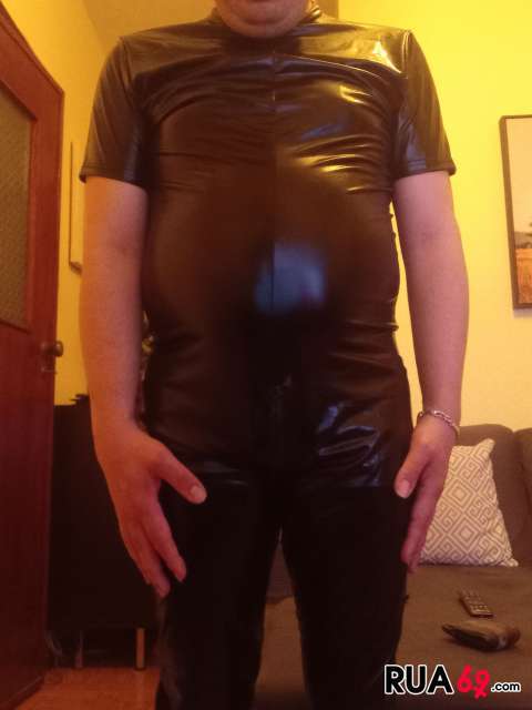 Submisso procuro transexual  ou mistress 480