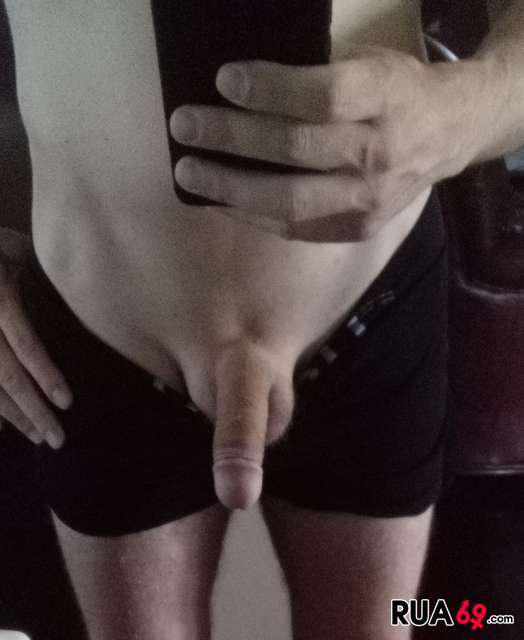 Procuro mulher madura para sexo.