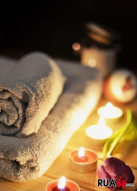 DOCE LATINA MEIGA COM MASSAGENS 462