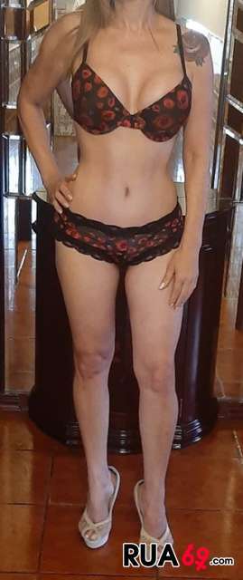 LOURA FOGOSA CORPO DE PLAYBOY 269