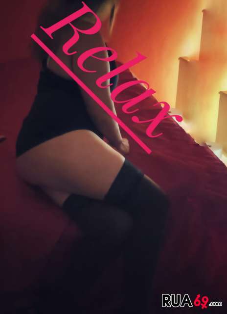 DOCE LATINA MEIGA COM MASSAGENS