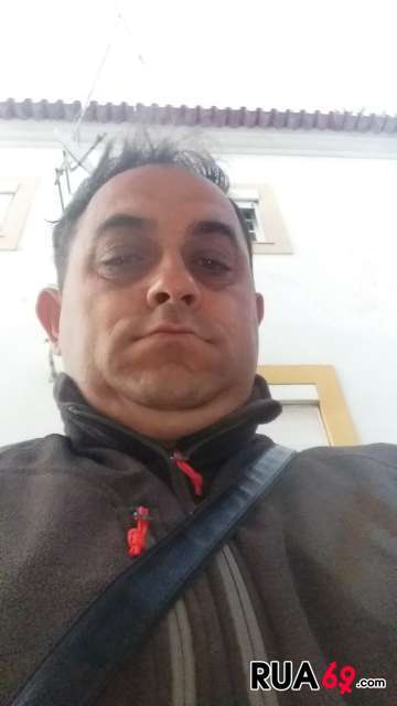 Me apetece chupar pau 360