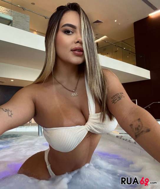 LOIRA ESTILO NAMORADINHA COMPLETA 543