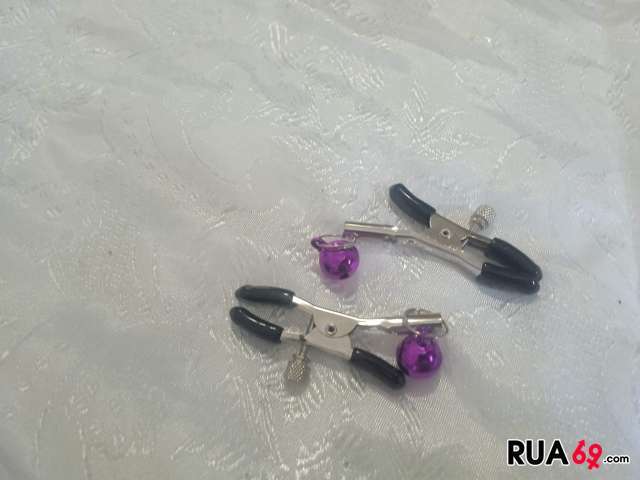 Vem abusar desta putona  640