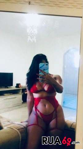 PORTUGUESA RABUDA GOSTOSA COM O CONINHA AO NATURAL  269