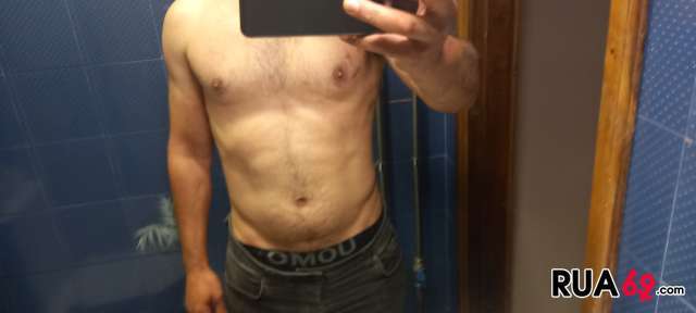 Homem só deslocações 913008801 640