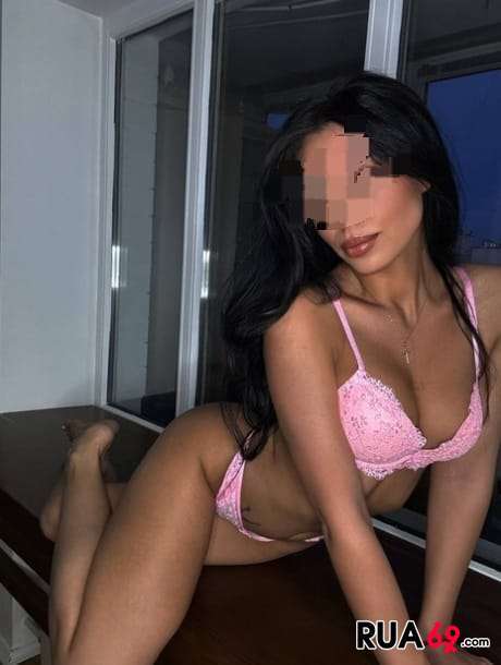 Morena dona do sexo e Anal.