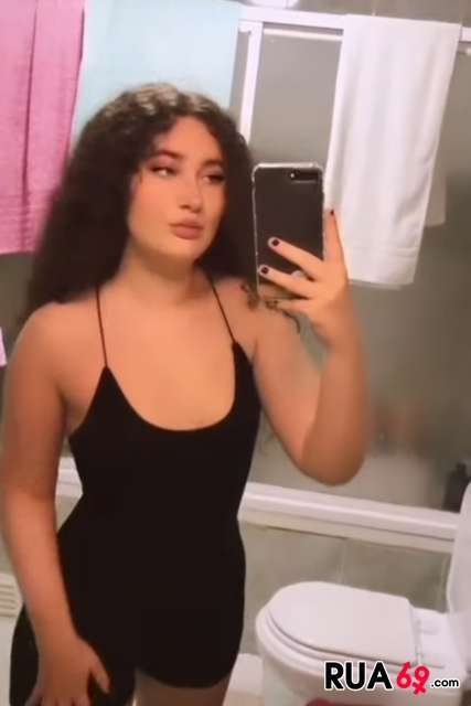 Menina 18 anos