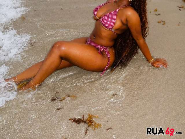BRASILEIRA MULATA BOAZUDA BOAS MAMA SEXY COMPL ORAL NATURAl 24H 640