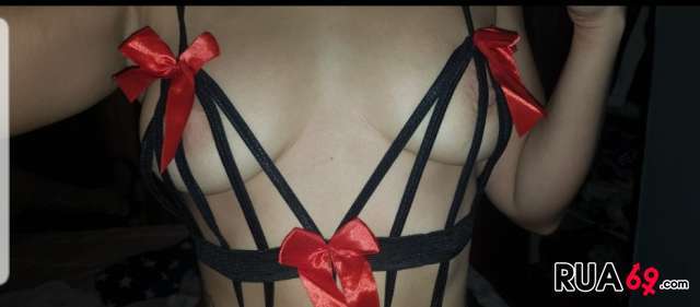 Linda Portuguesa  loira 640