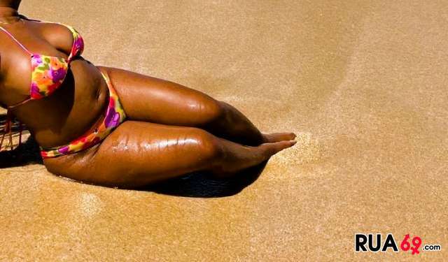 BRASILEIRA MULATA BOAZUDA BOAS MAMA SEXY COMPL ORAL NATURAl 24H 640