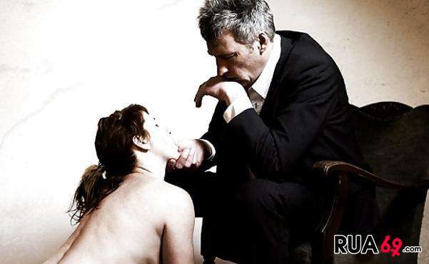 Procuro mulher submissa - algo regular 601