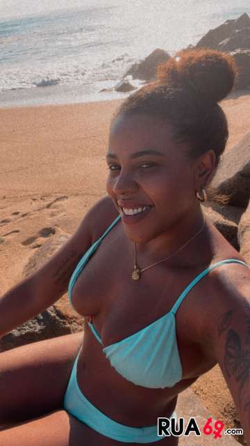 Morena gostosa e gulosa vem ver? 🫦🤤 360