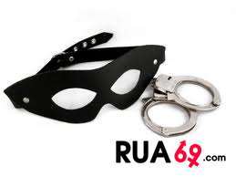 Fantasias e Fetiches  259