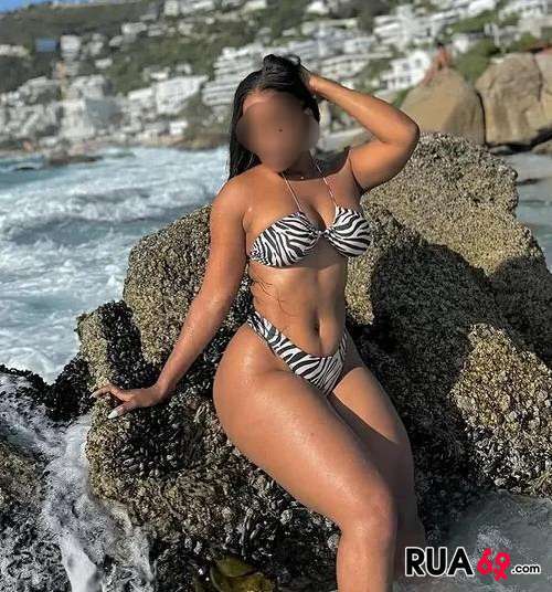 Recem-chega cabritinha de origem africana muito 28ANOS gostosa  500