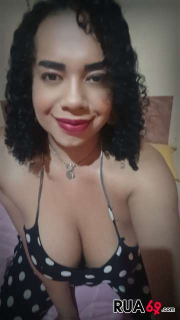 Trans Priscila boca de veludo pica de mel 961117470 360