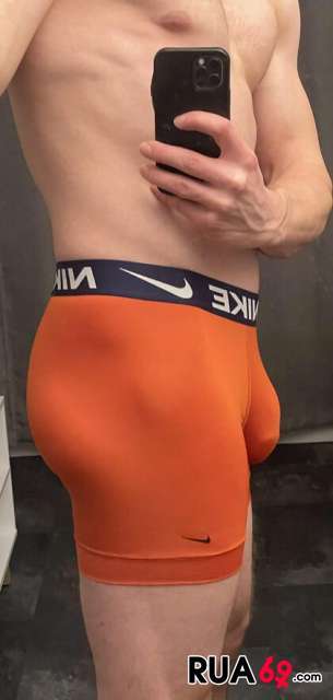Jovem 21 anos  305