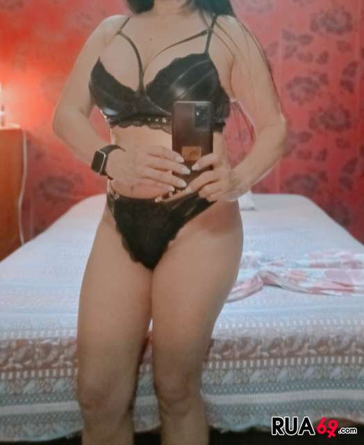 LOIRA + MORENA EM BRASA 524