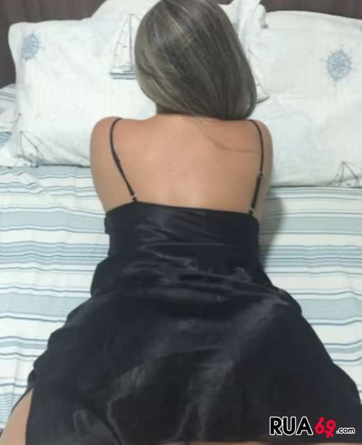 RAPARIGA INICIAMTE ATENDO ATE AS 18 521