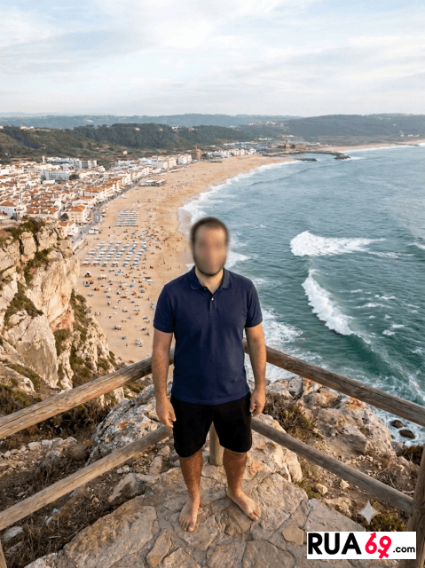 Companhia Masculina Discreta: O Teu Momento de Escape 479