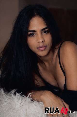 ELISA SANCHES TRANS 318