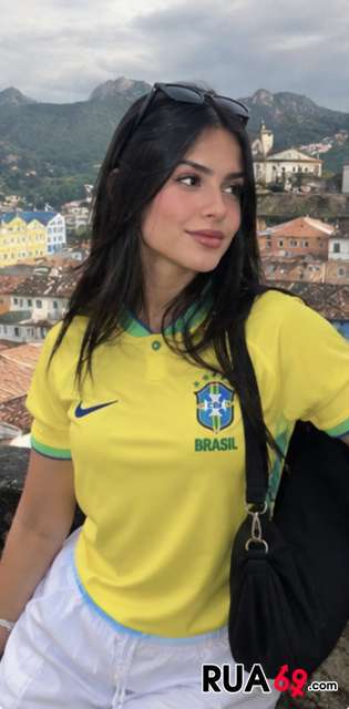 A Mistura Perfeita de Paixão e Elegância 315