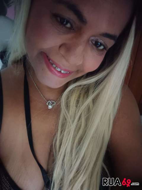 913506667 Baixinha garganta profunda oral molhadinho delirante anal apertadinho quero sentar gostoso 480