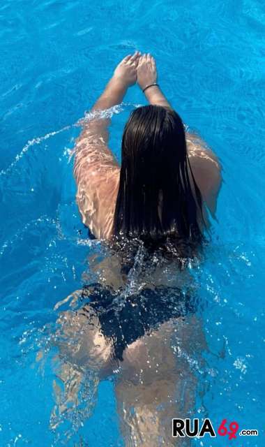 FERNANDA MORENA SIMPATICA TODA NATURAL 380