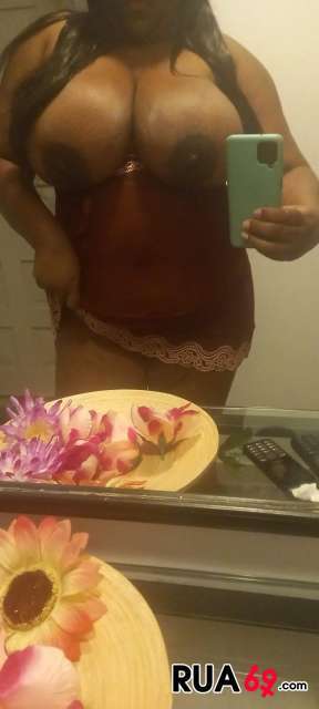 Gordinha peituda 965830326 288