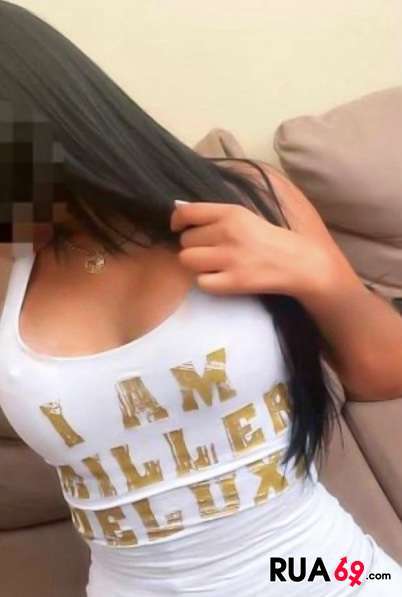 Morena elegante e sensual depilada faro 927336055 402
