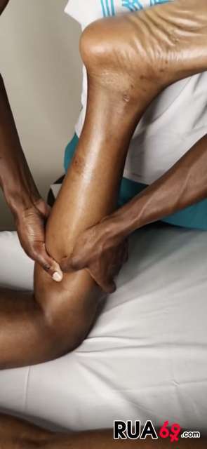 Permita-se desacelerar e cuidar do corpo em um amb... 295
