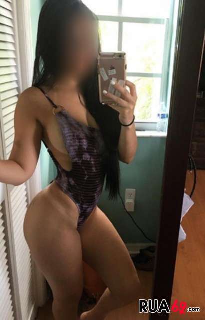 Magrinha gostosa e elegante 913010525 411