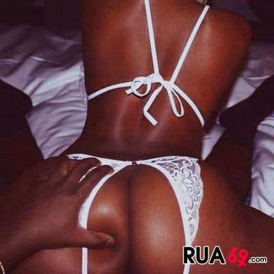 Travesti Negra Ardente Safadinha Leiteira 917477662 400