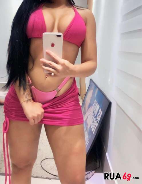 Menina safadinha recém chegada 963648884 496