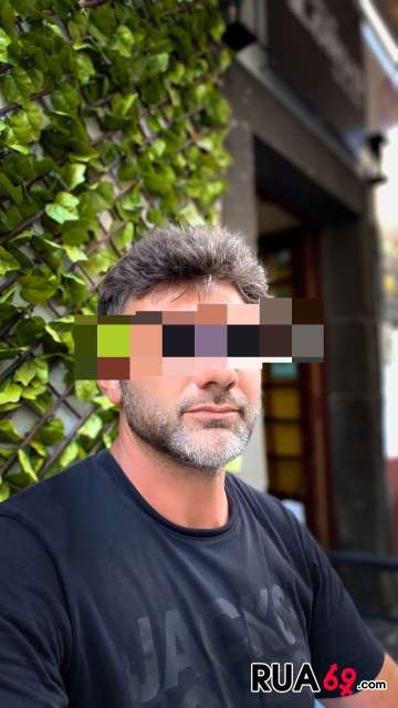 German man searching blowjobs by woman,Homem alemão procura sexo oral em carro feito por uma mulher 360
