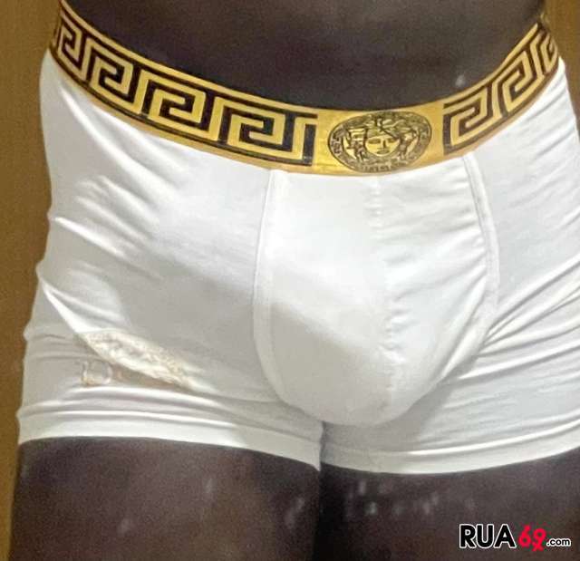 Sou africano disponível para mulheres  640
