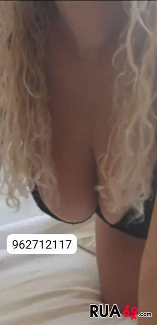 1VEZ BIA LOIRAÇA RABINHO INSACIÁVEL MALUQUINHA POR LEITE massagem com acessórios. 24horas 9627121 310