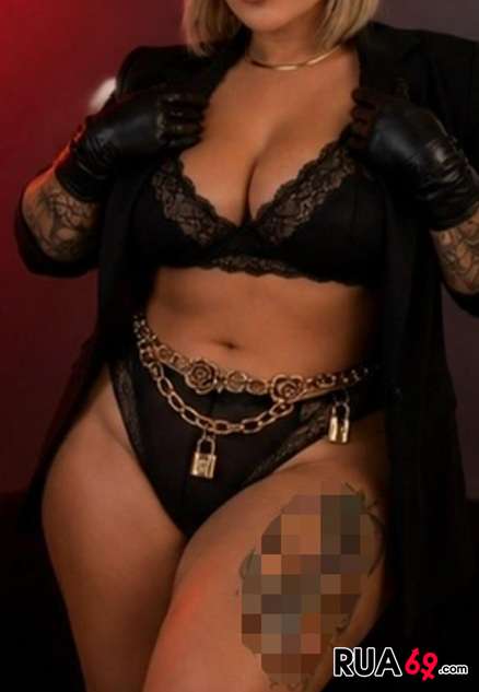 (LOIRA COM BELAS MAMAS GRANDES E NATURAIS) 438