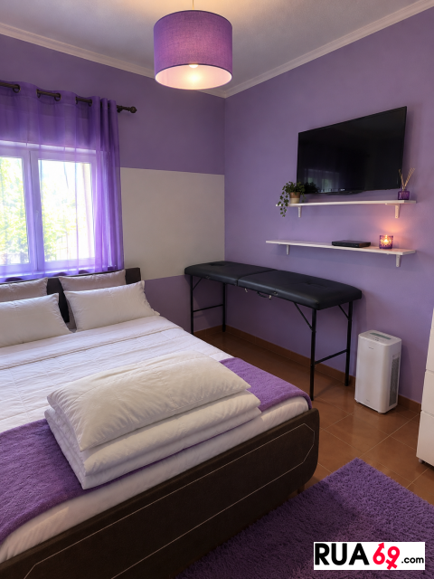 QUARTO DISPONÍVEL SANTA CATARINA PRÓXIMO ALCOBAÇA